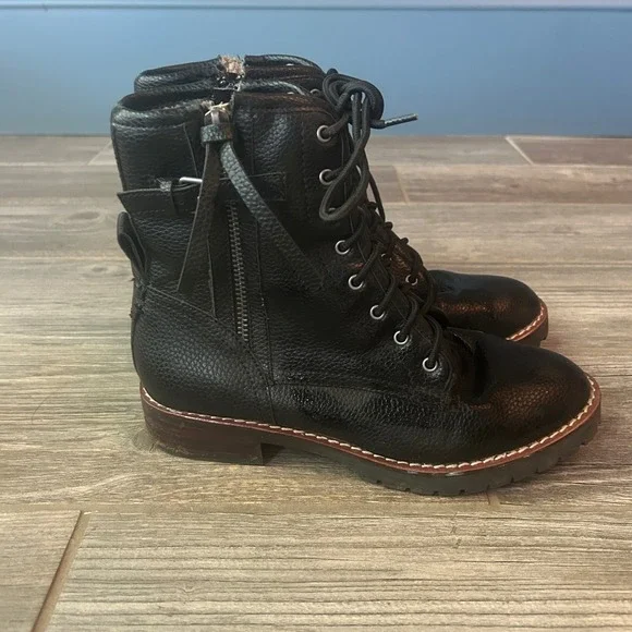 Black Faux Leather Lace Up Combat Boots Women Size 8 Side Zip Lug Sole - Picture 2 of 4